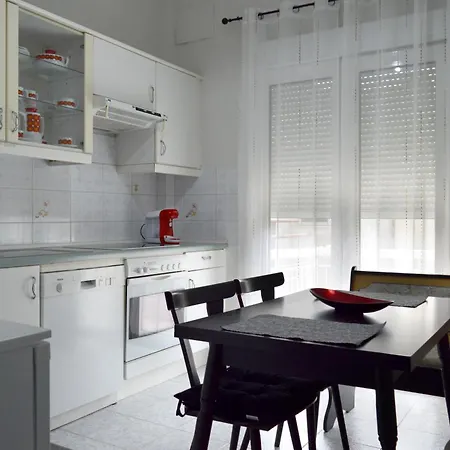 ευρύχωρο στο κέντρο της πόλης Lägenhet