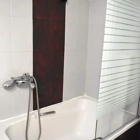 ευρύχωρο στο κέντρο της πόλης *