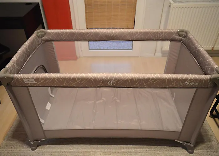 ευρύχωρο στο κέντρο της πόλης 卡斯托里亚