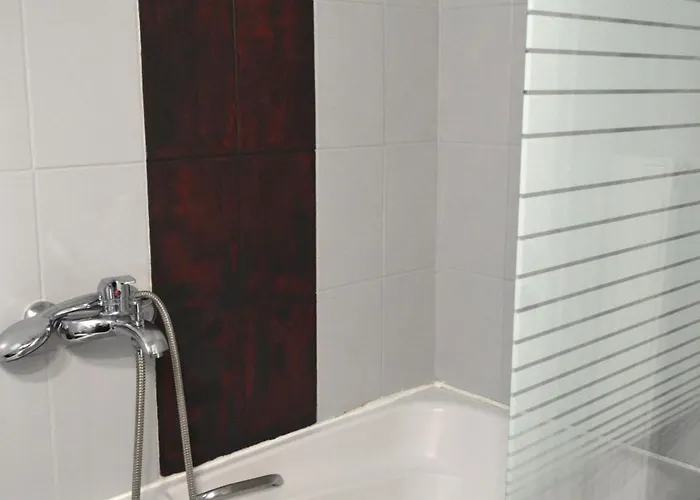 公寓 ευρύχωρο στο κέντρο της πόλης *